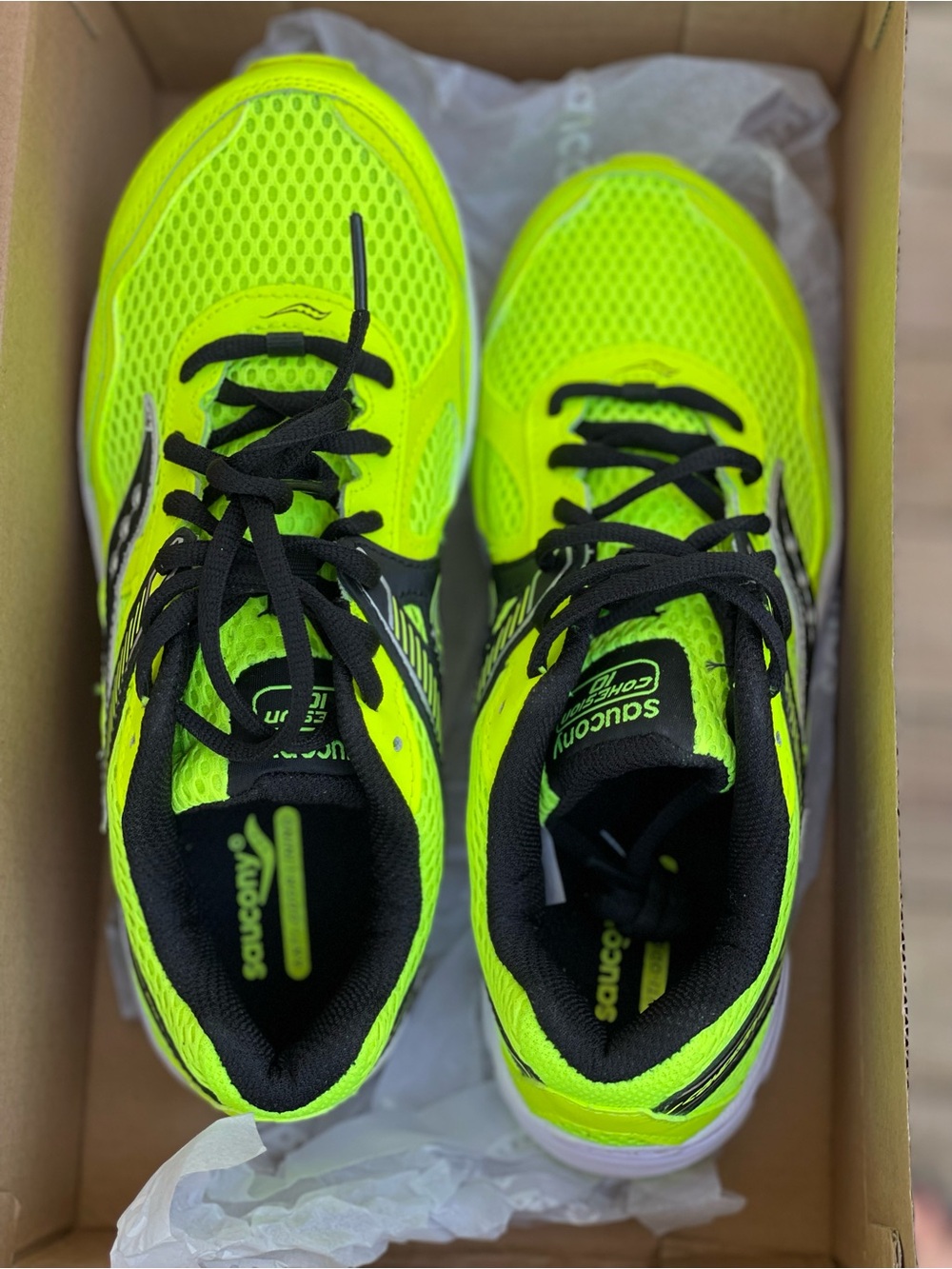 Saucony Neon Lime/Black Mesh Running Shoes